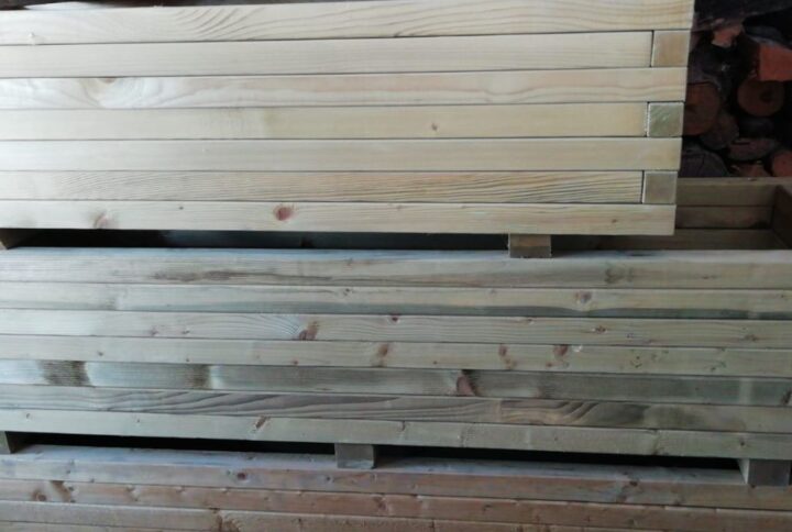 fioriere legno quadrotti