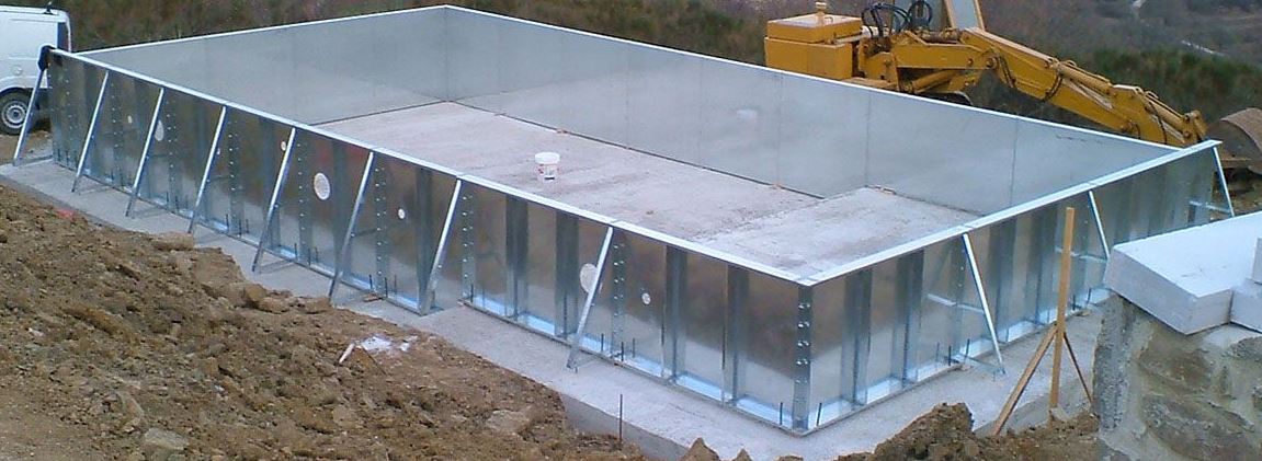 piscina struttura in acciaio