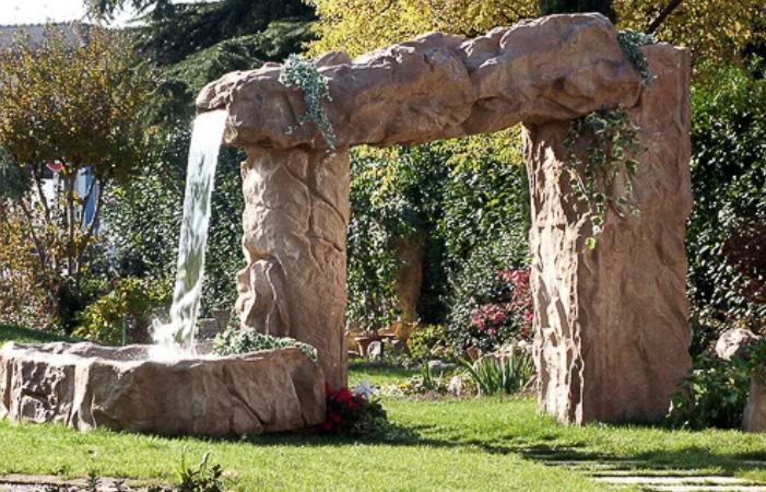 prodotti fontane, cascate, laghetti in resina