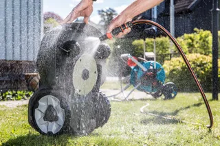 husqvarna-automower-305-robot-rasaerba-05.webp