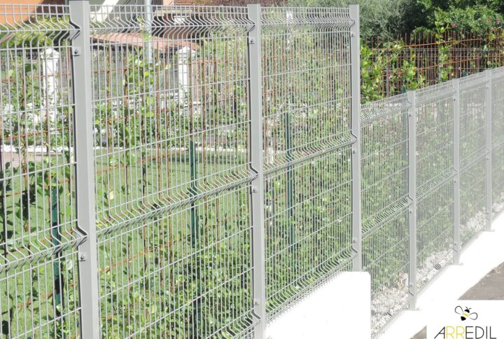 Recinzione modulare elettrosaldata in pannelli – Recinzione rete rigida