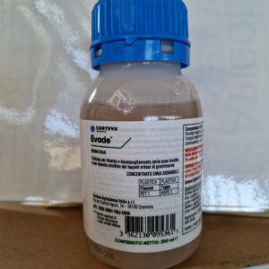 EVADE 250 ml – Diserbante Selettivo per Prato contro Infestanti a Foglia Larga | Corteva EVADE 250 ml – Diserbante Selettivo per Prato contro Infestanti a Foglia Larga | Corteva